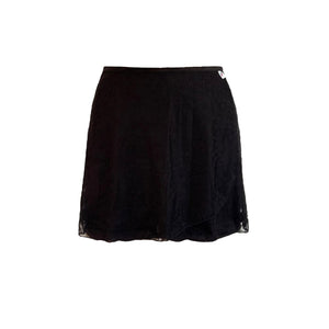 Falda corta mesh con flores mini bordadas